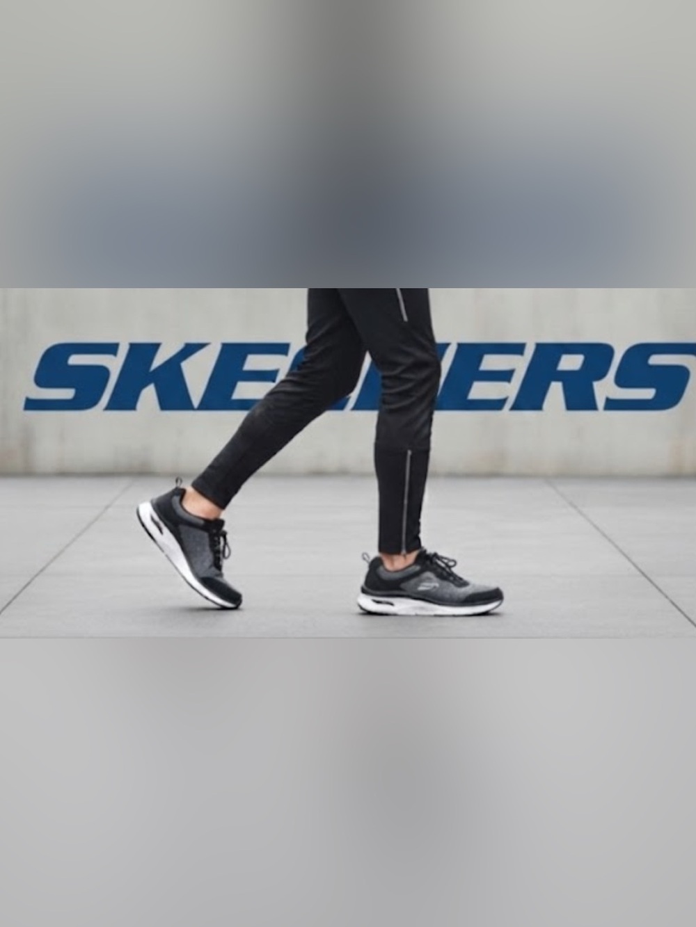 Authentic Skechers men's signature arch fit designer sneakers sz 13